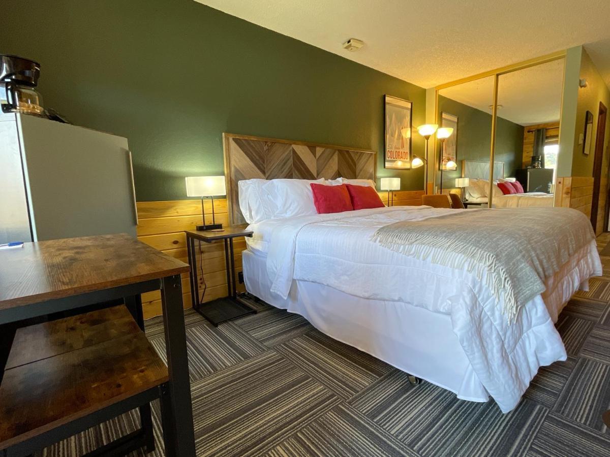 Relax, Adventure, Views, Amenities+Memories Lejlighed Granby Eksteriør billede