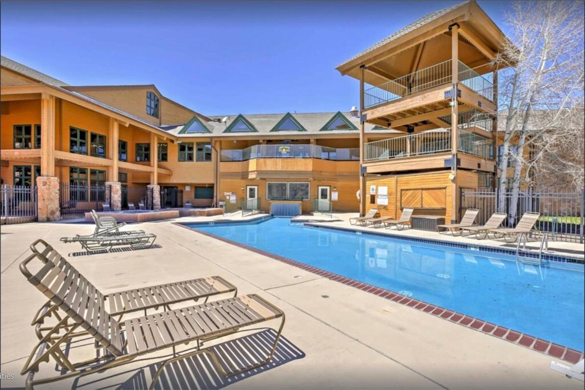 Relax, Adventure, Views, Amenities+Memories Lejlighed Granby Eksteriør billede
