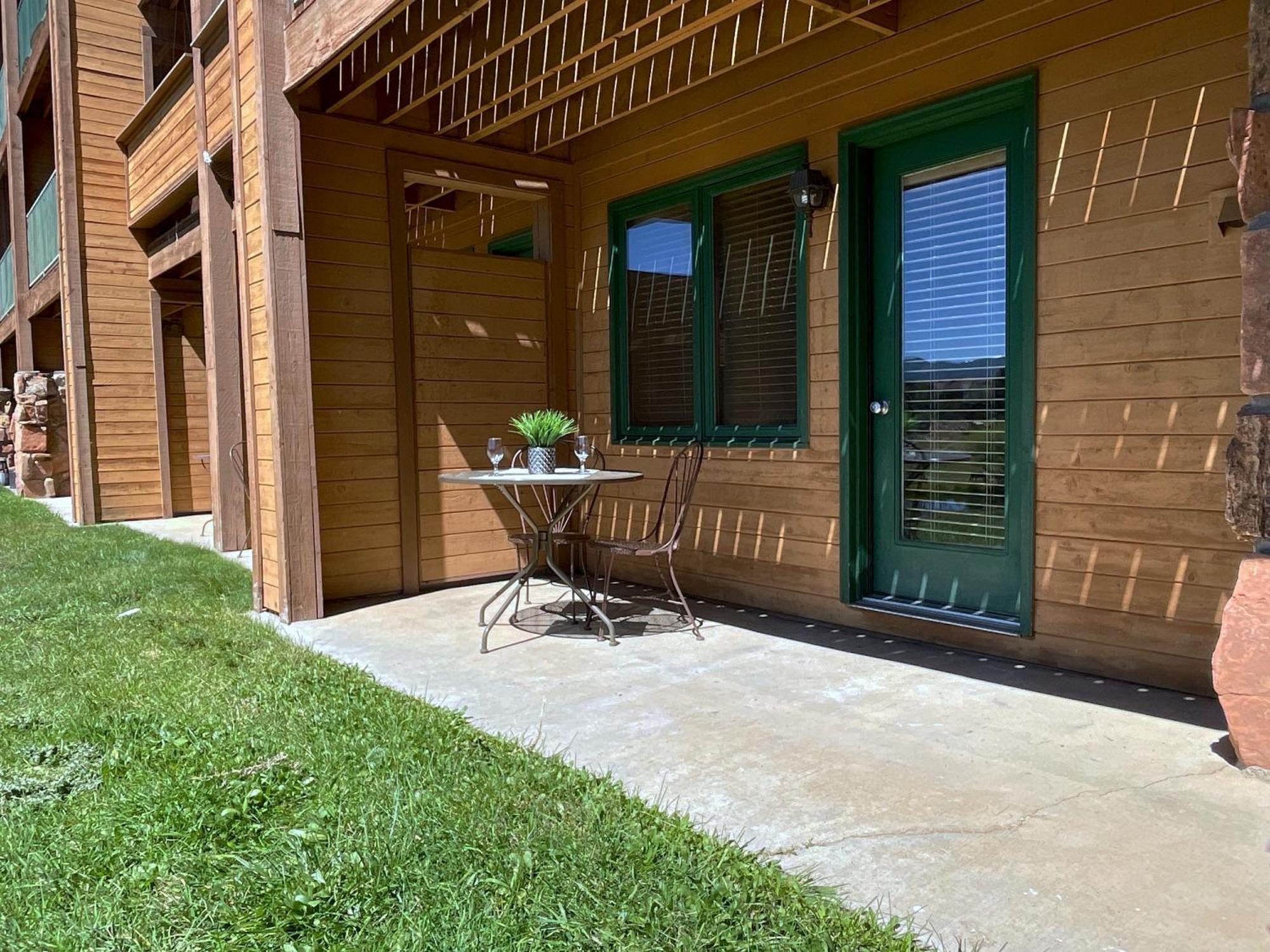 Relax, Adventure, Views, Amenities+Memories Lejlighed Granby Eksteriør billede