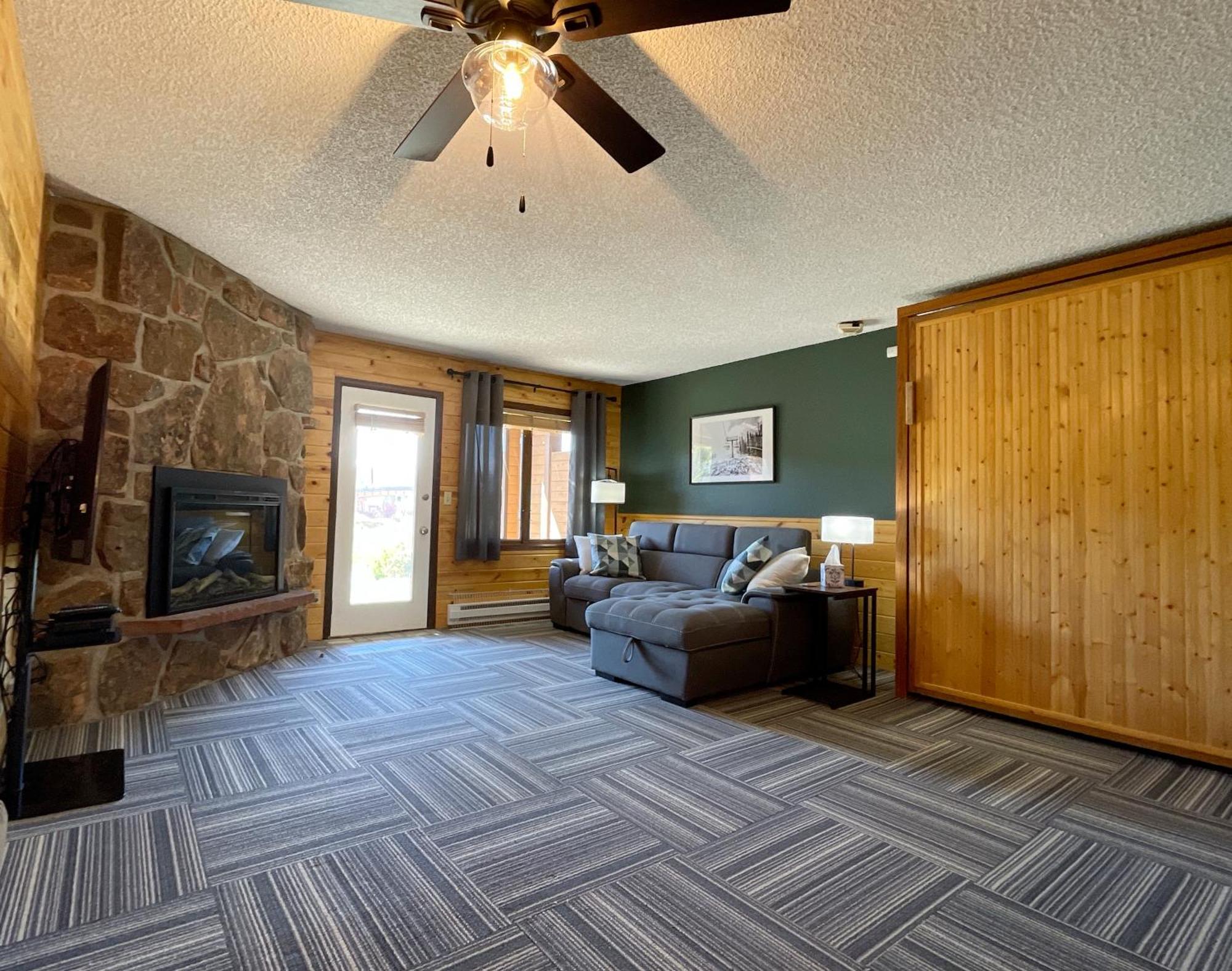 Relax, Adventure, Views, Amenities+Memories Lejlighed Granby Eksteriør billede